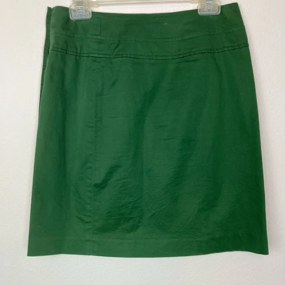Talbots Green Mini A-line Skirt with Button Detail academia cute runs big